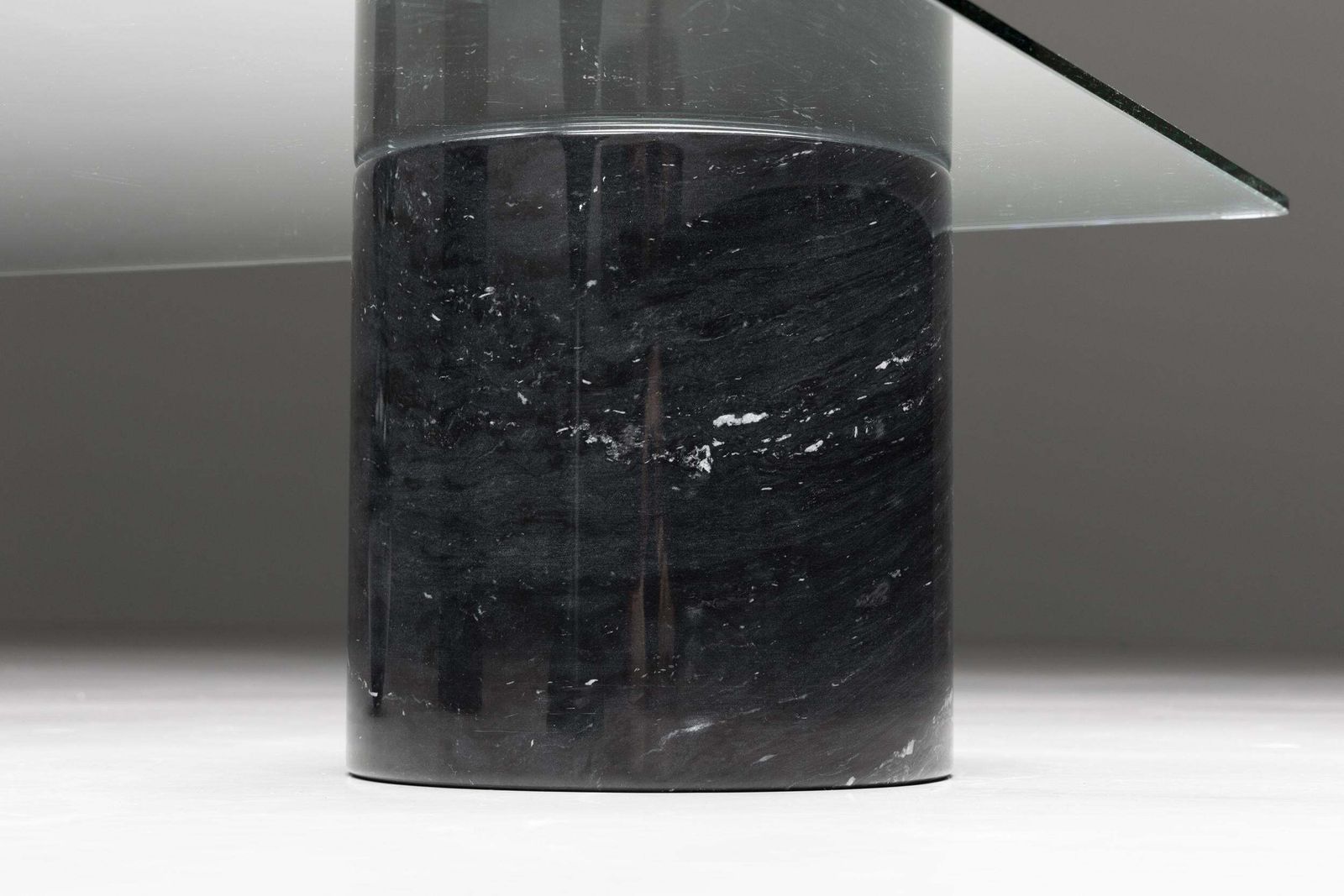 photo furniture Marble And Glass Coffee Table In The Style Of Massimo Vignelli, 1970's