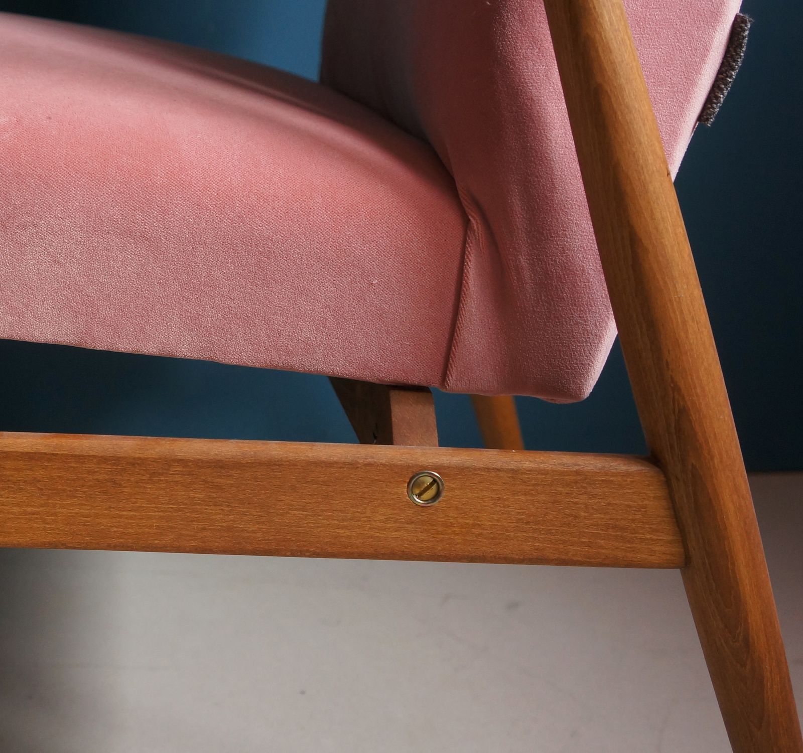 Singel Vintage Armchair Form Mid Century, Pink Velvet, Restored photo for sale