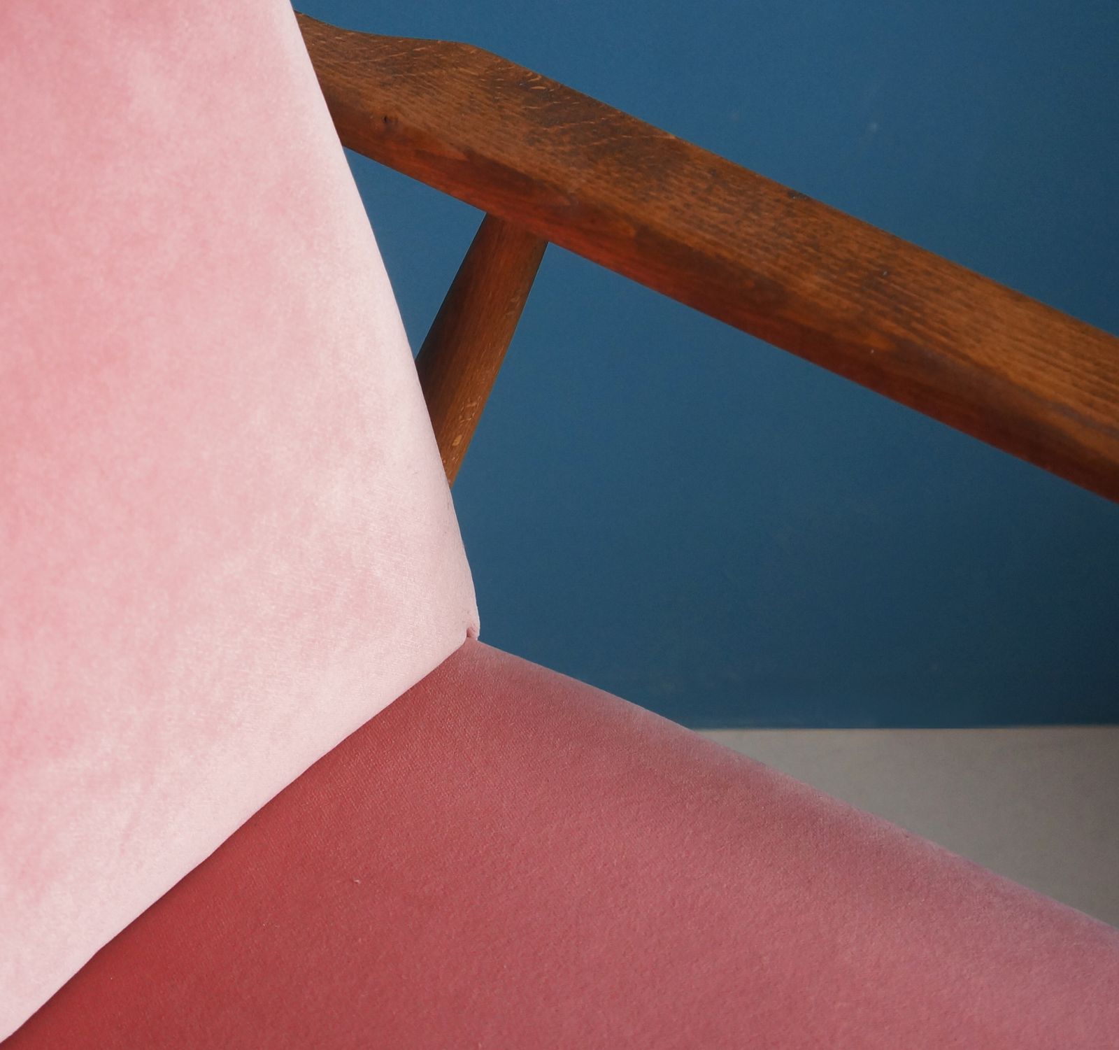 Singel Vintage Armchair Form Mid Century, Pink Velvet, Restored photo Furniture