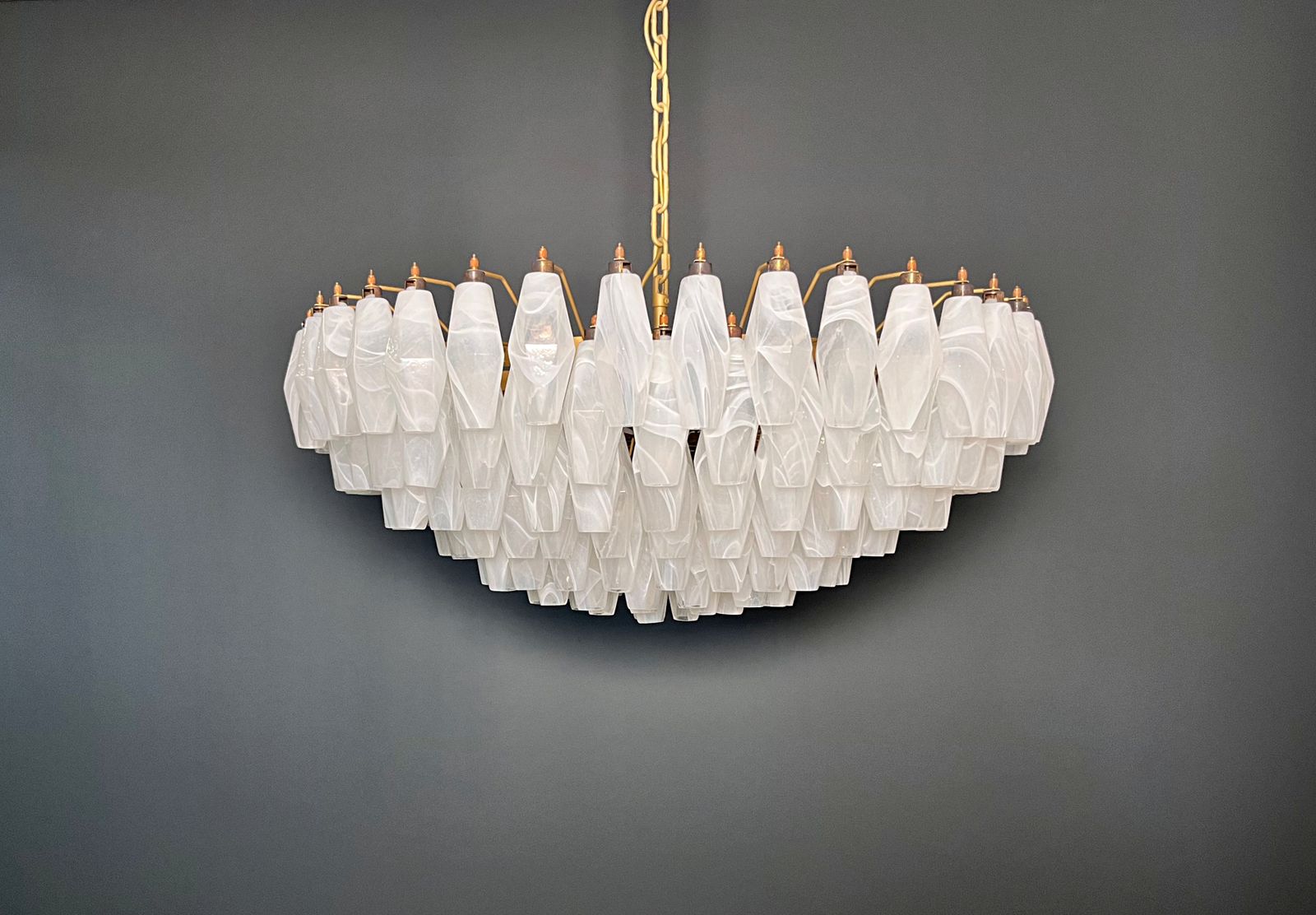Amazing Murano Glass Candelier   185 Poliedri White Alabaster