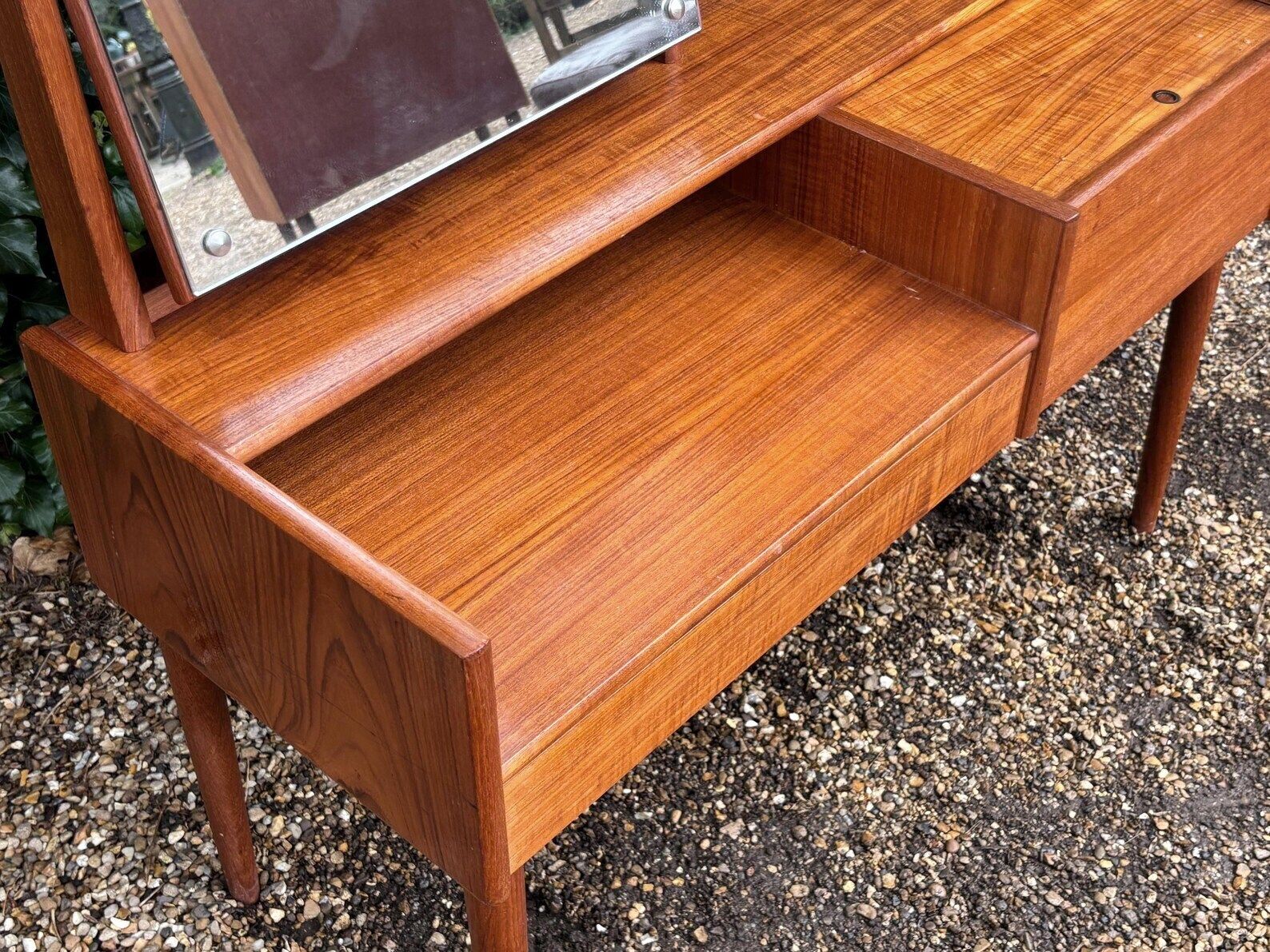 Vintage Melvin Mikkelsen Møbler Dressing Vanity Table photo buy
