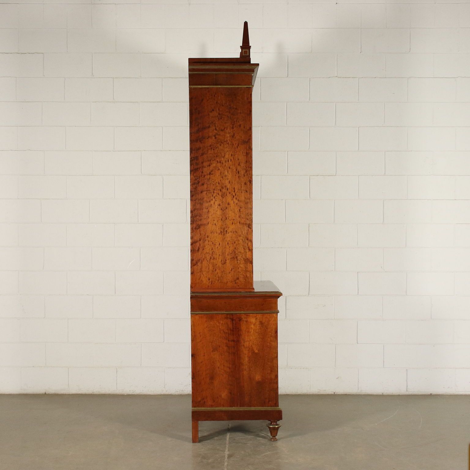 photo vintage Bookcase Empire Mahogany Veneer Sessile Oak France Early 19th Century.