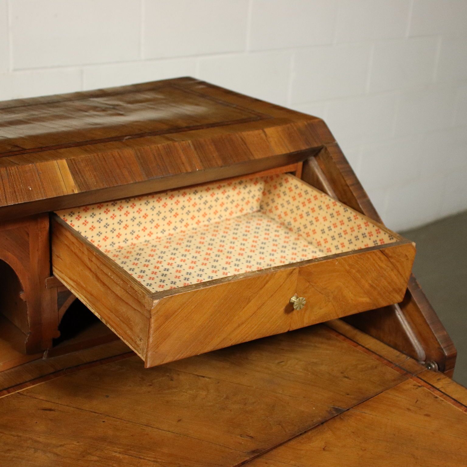 Barocchetto Tuscan Drop Leaf Secretaire Italy 18th Century photo vinterior