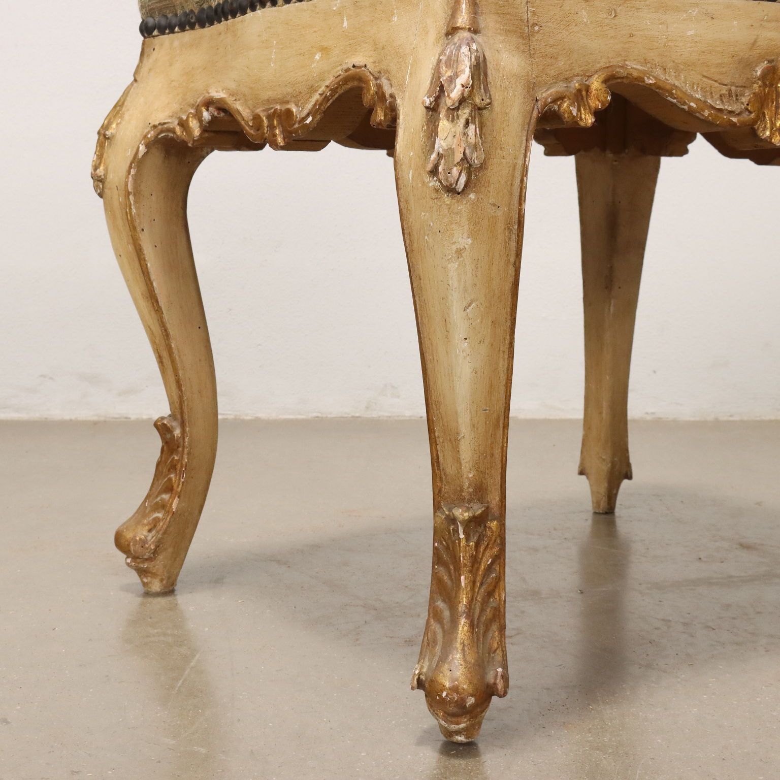 Pair Of Pouf Baroque Style Gilded Wood XIX Century photo Furniture