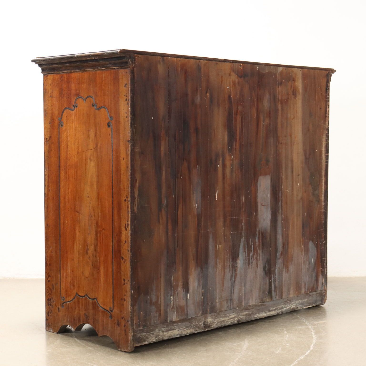 photo for sale Antique Chest Of Drawers Walnut 4 Drawers Italy XVIII Century