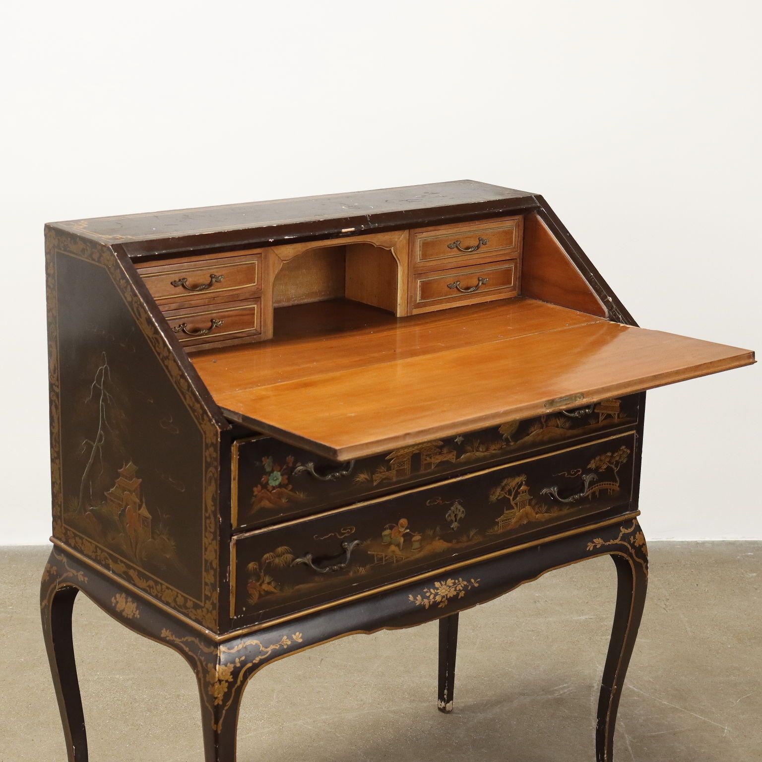 Antique Cabinet Chinoiserie Walnut Italy XX Century photo for sale