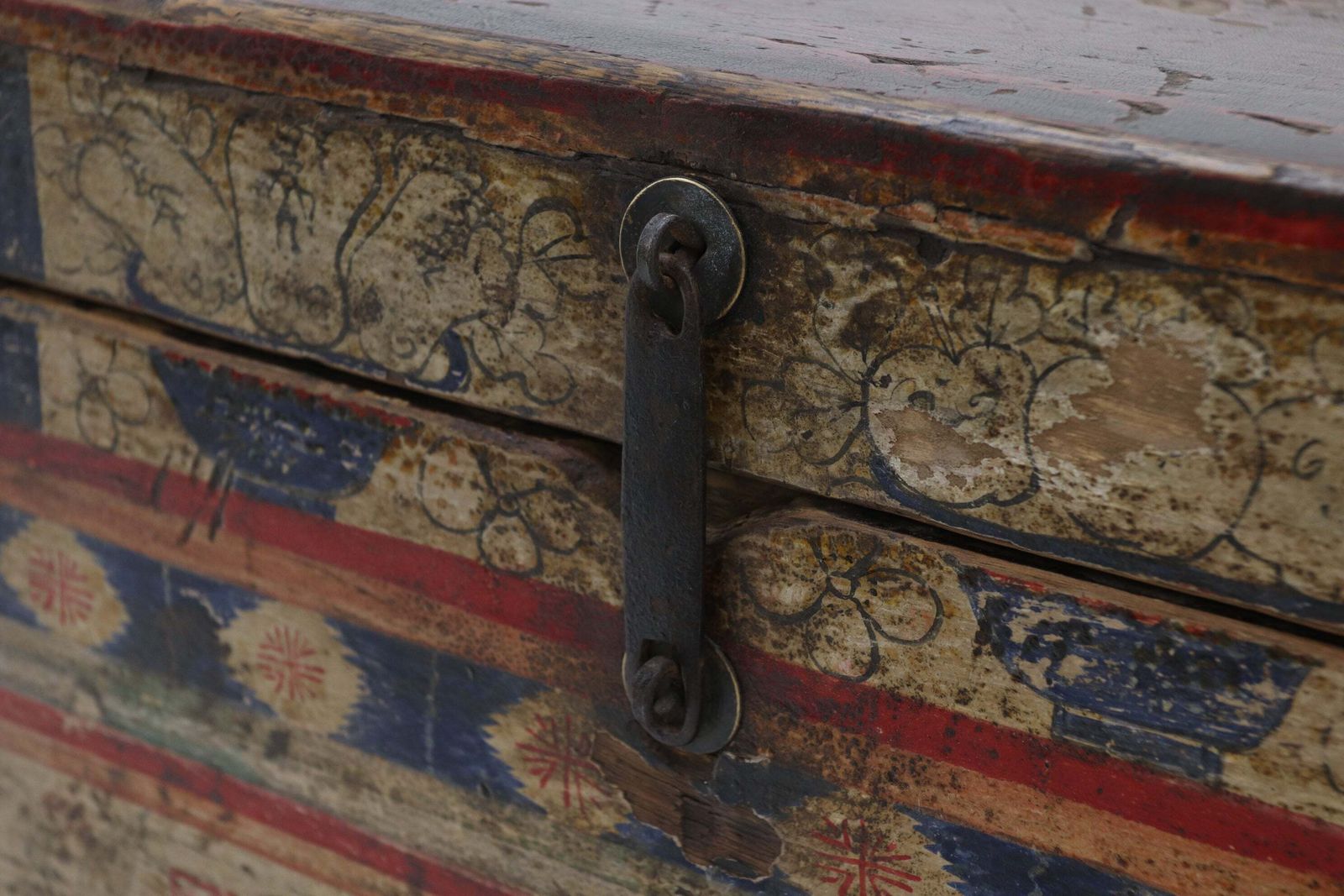photo for sale Mid 19th Century Shanxi Region Opera Chest
