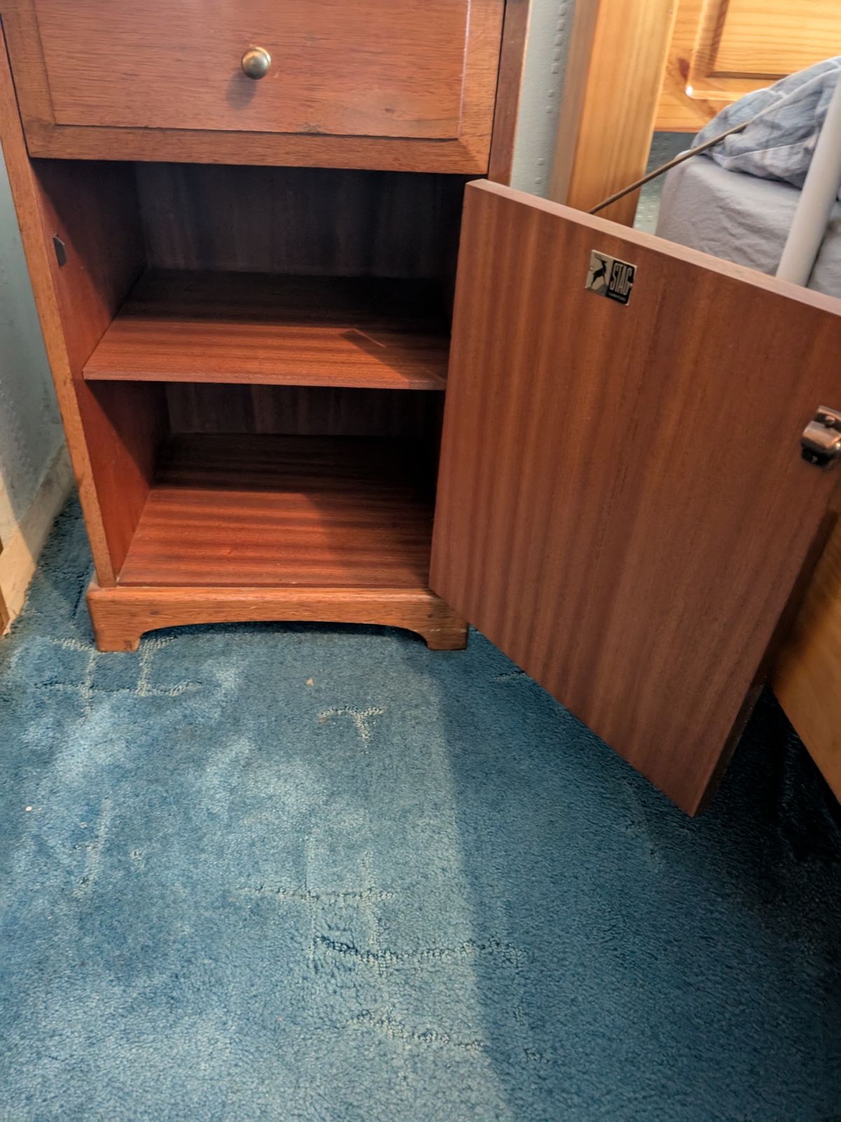 Stag, Beautiful Example Of Mid Century Quality. Bedside Cabinet photo 90.0
