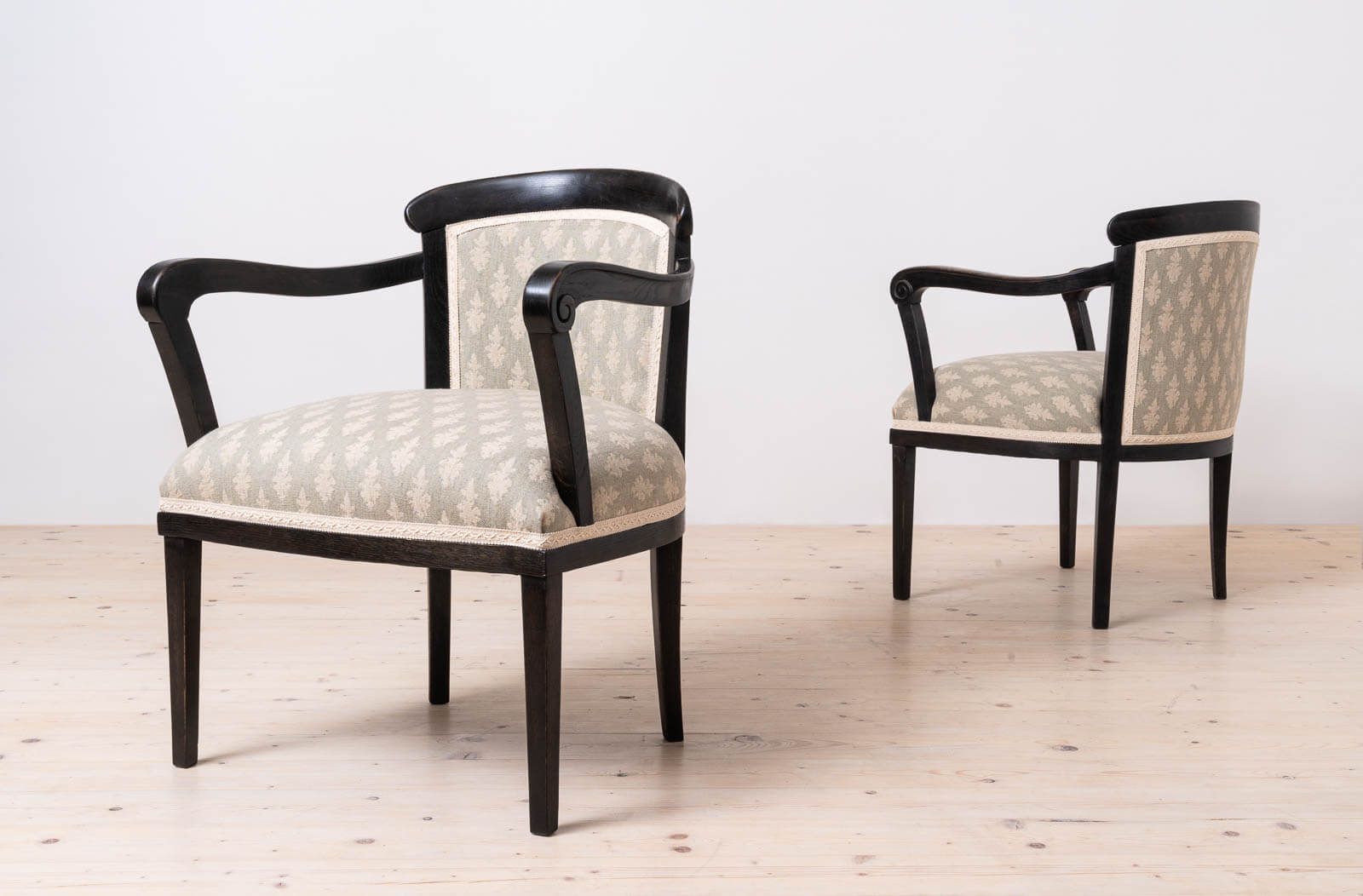 Set Of 2 Biedermeier Armchairs In Rustic, Countryside Style, Austria, Circa 1850