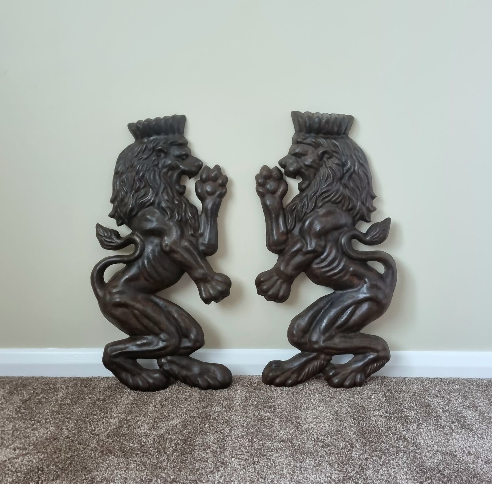 A Large And Imposing Pair Of Cast Iron Heraldic Rampant Crowned Lion Mounts, Ideal For A Variety Of Architectural Or Decorative Applications. photo vintage