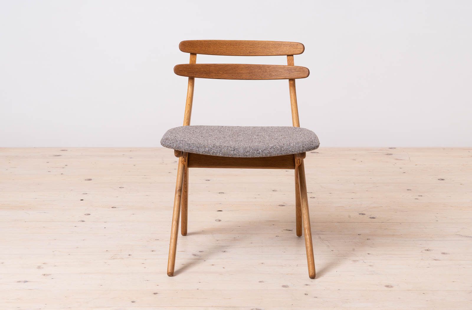 photo furniture Set Of 4 Dining Chairs, Model Saks By Poul Volther, Timless Danish Design, Fully Restored