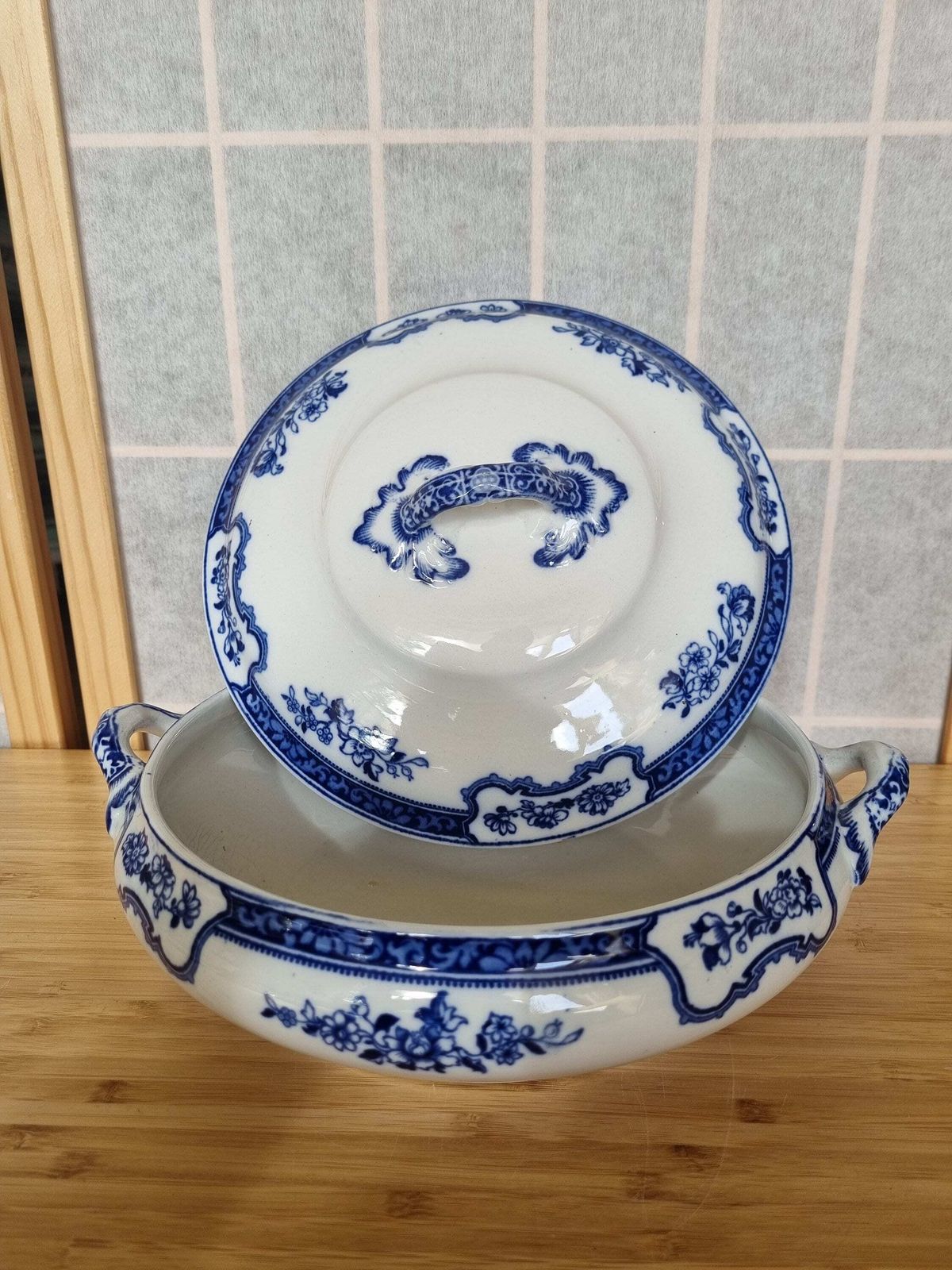 Antique Lidded Dish By Losol Ware Romney In Blue And White Floral English China, Collectible Tableware For Fine Dining // Ashleyparkerva