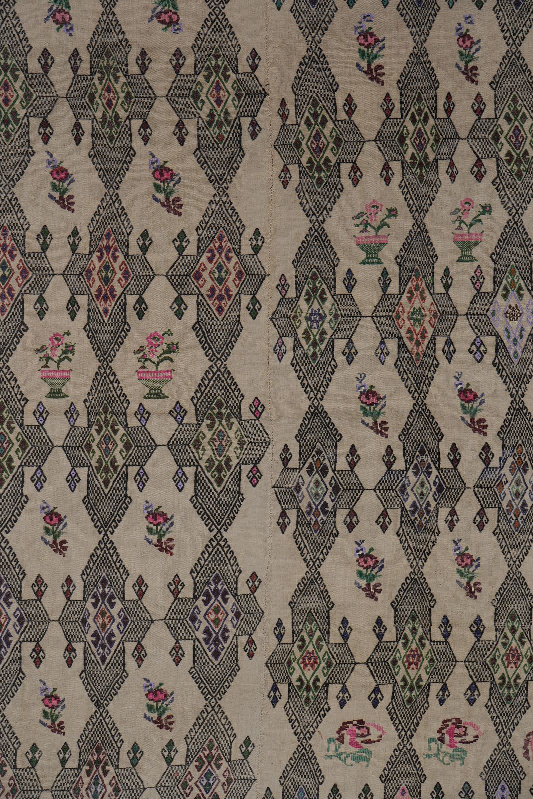 Mid 20cty Diamond Pattern Jajim Kilim With Muted Colors 5'6'' X 7'6'' photo furniture