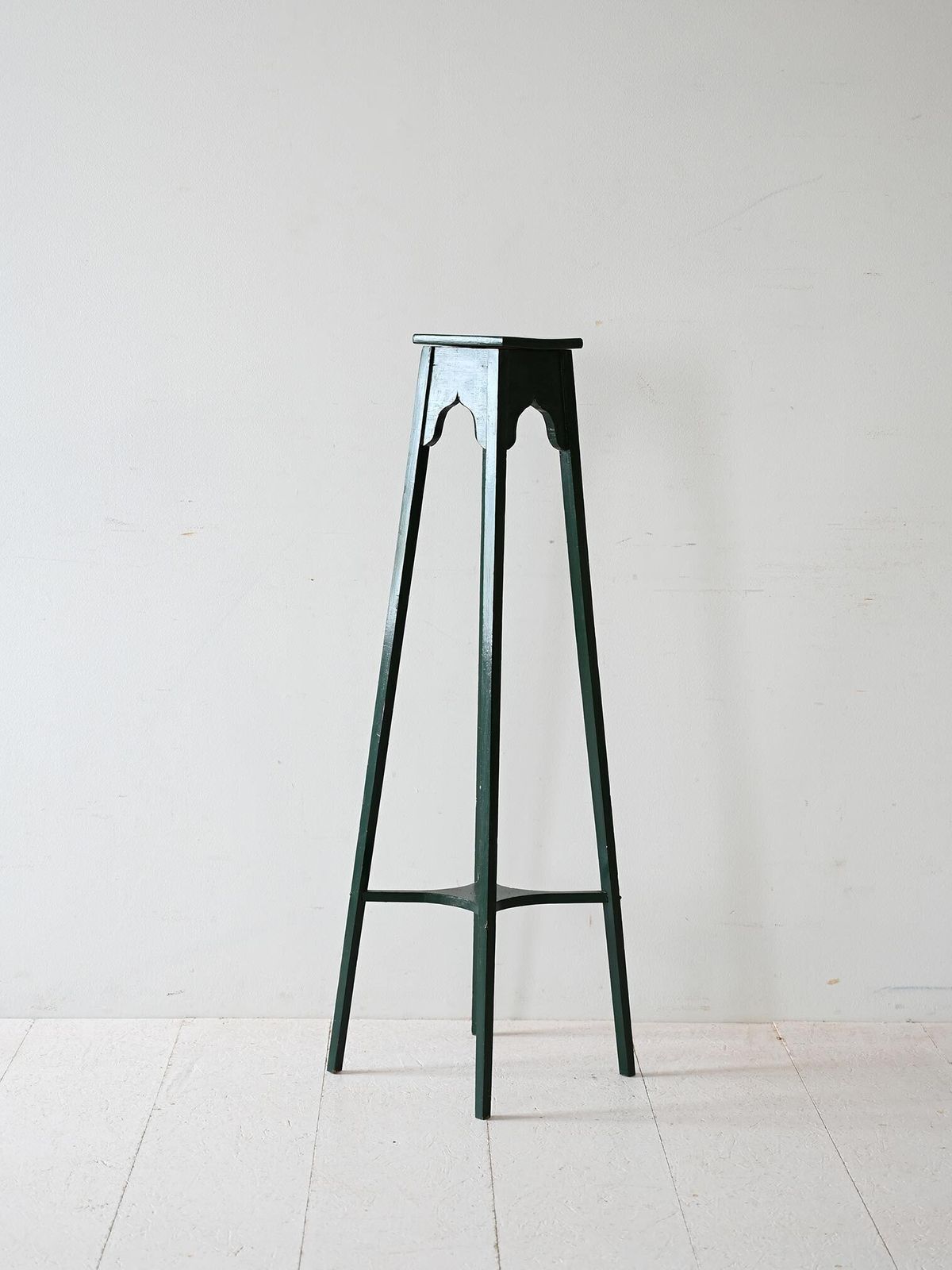 Vintage Swedish Pedestal In Green Painted Wood