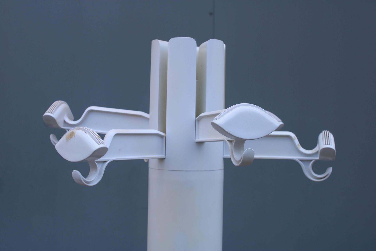 Planta Anonima Coat Stand Castles Giancarlo Piretti 1960 White photo buy