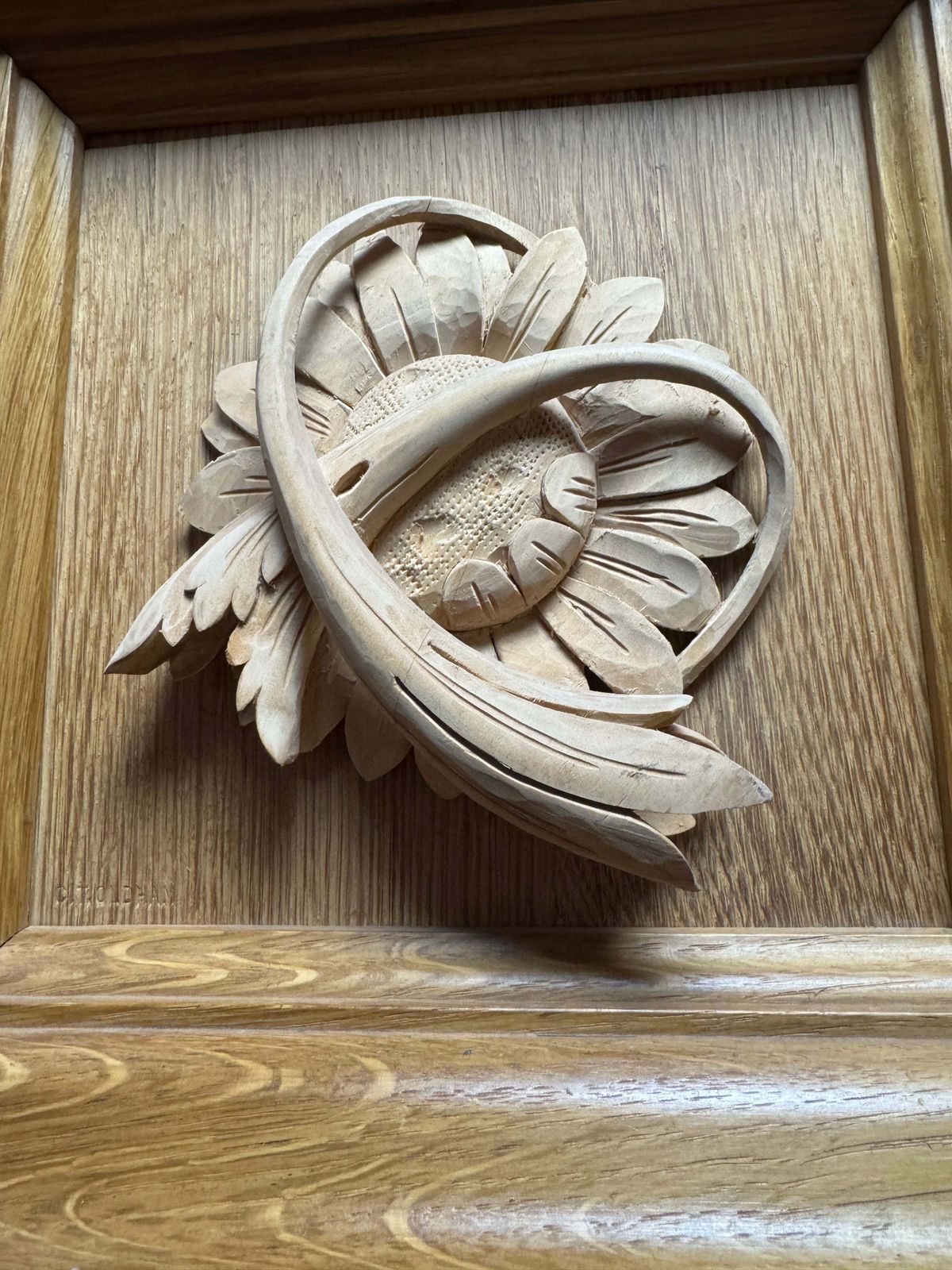Decorative Chapel Carving By Renowned Master Carver Charles Oldham photo vinterior