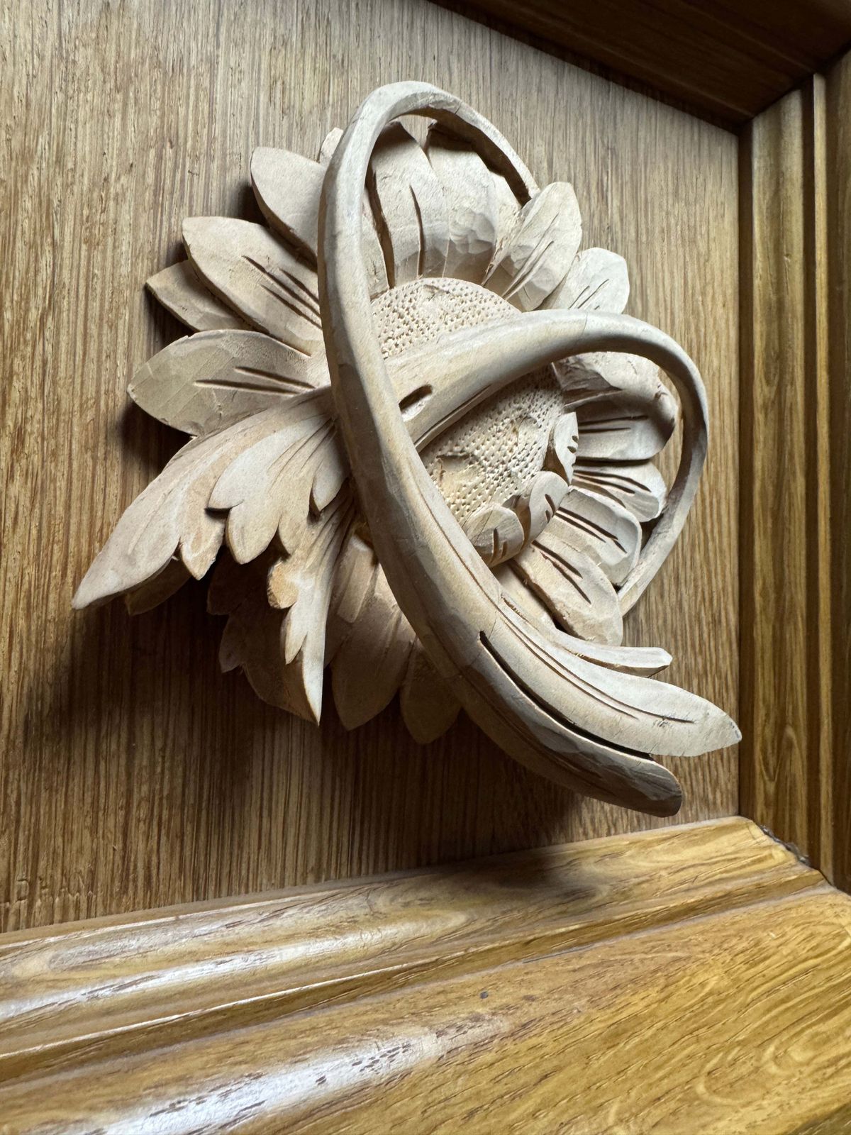 photo furniture Decorative Chapel Carving By Renowned Master Carver Charles Oldham