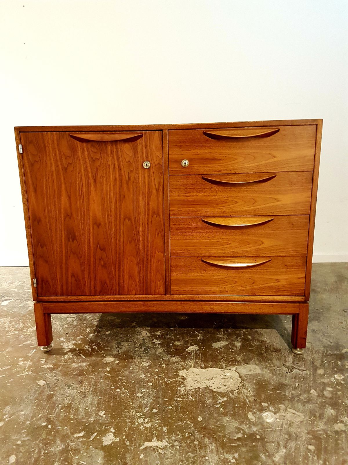 photo vinterior Mid Century Teak And Copper Hallway Set With Mirror And Shelf, 1960s, Set Of 2
