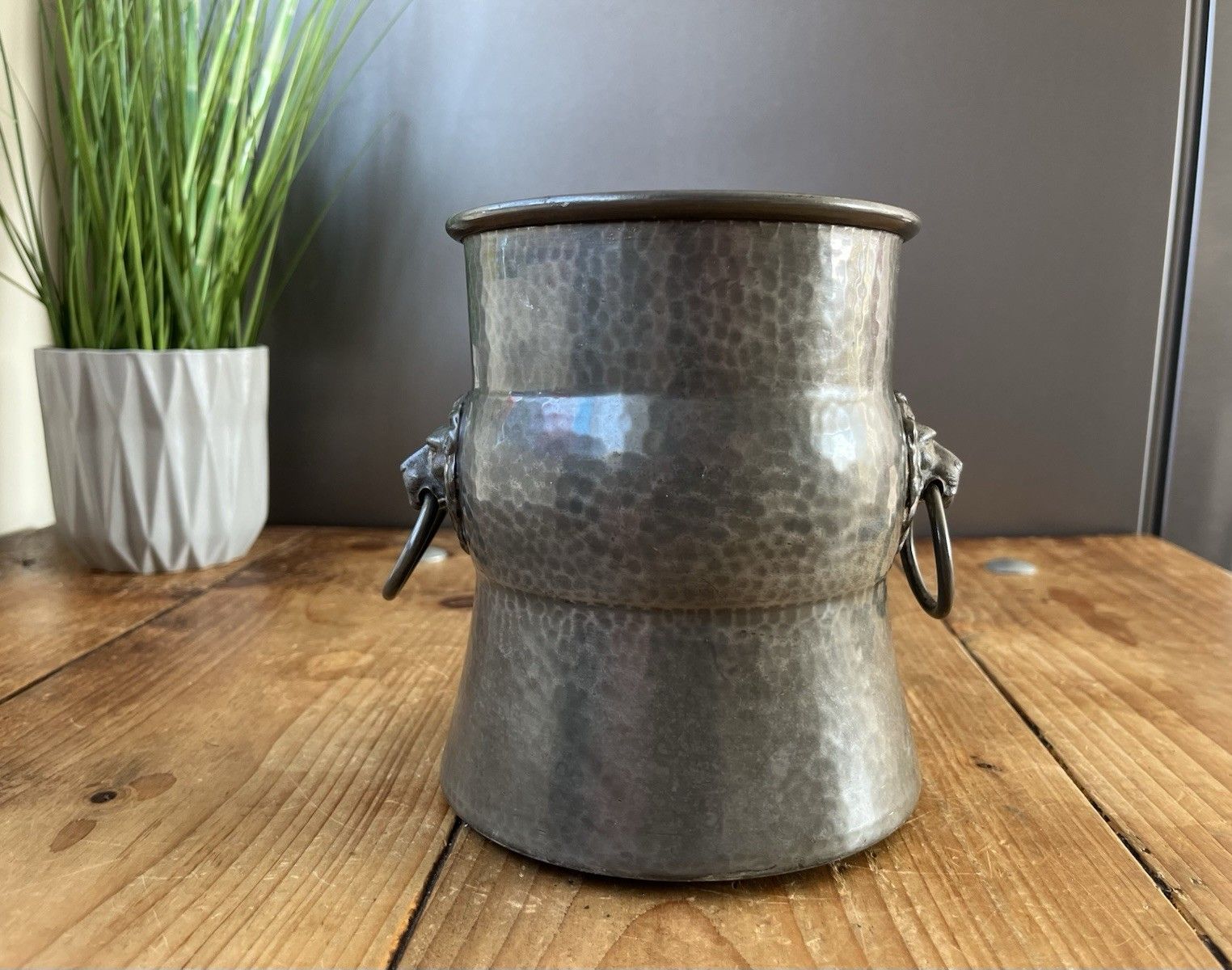 photo furniture Antique W & Co Pewter Champagne Ice Bucket Planter Plant Pot Lions Head Handles