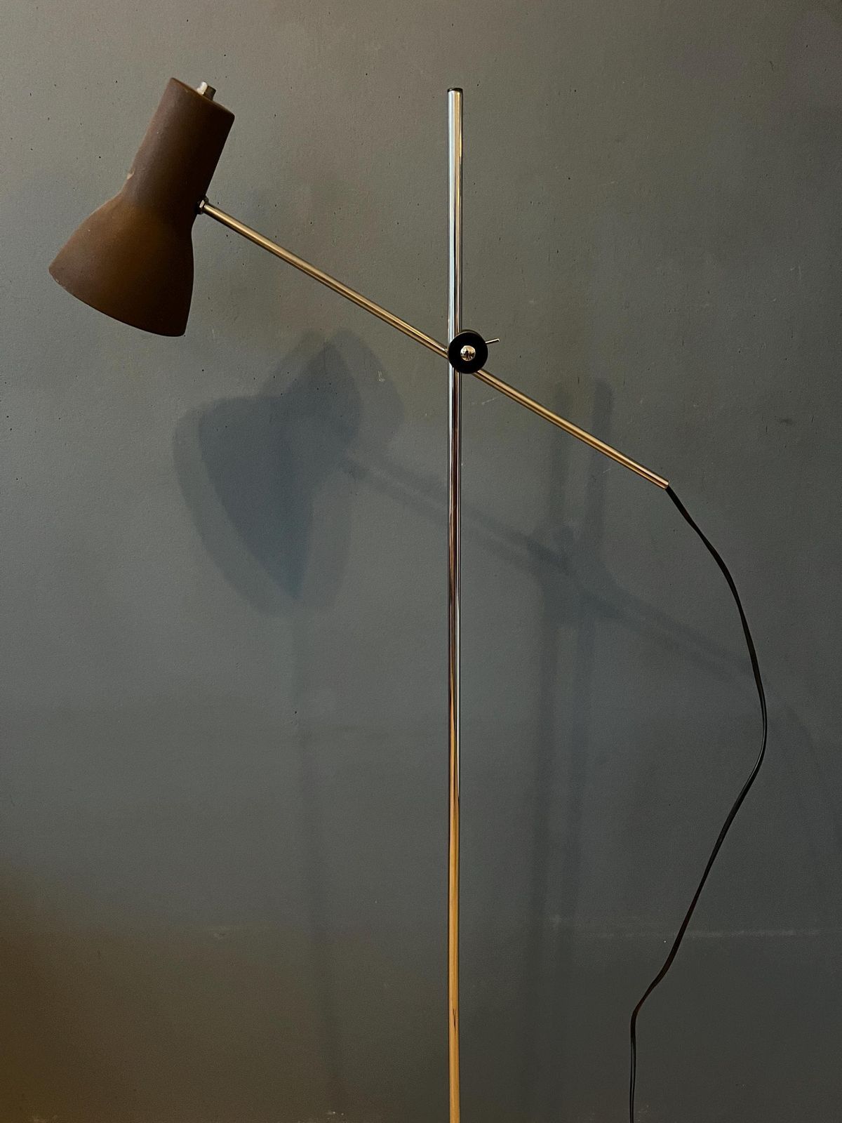 Mid Century Adjustable Brown Floor Lamp photo vinterior