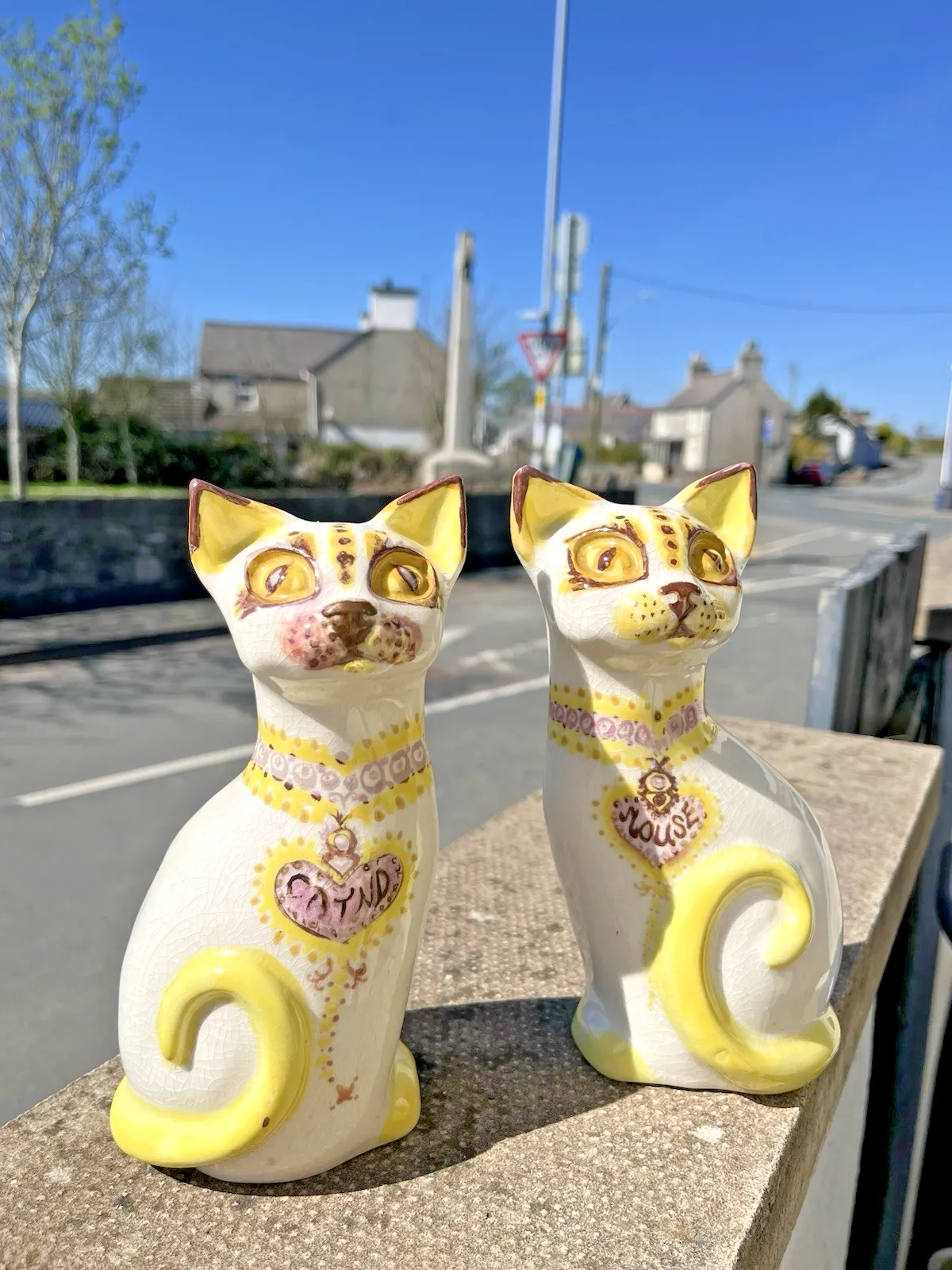 Pair Of Unusual Mid Century Pottery Mantel Cats Ornaments Portuguese ? Italian ?