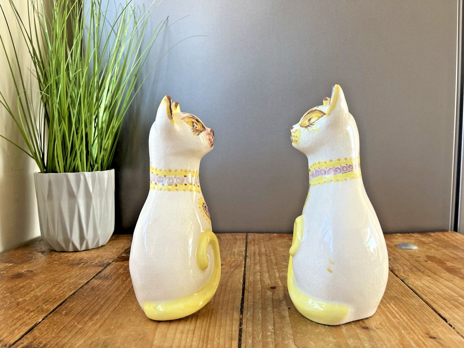 photo furniture Pair Of Unusual Mid Century Pottery Mantel Cats Ornaments Portuguese ? Italian ?