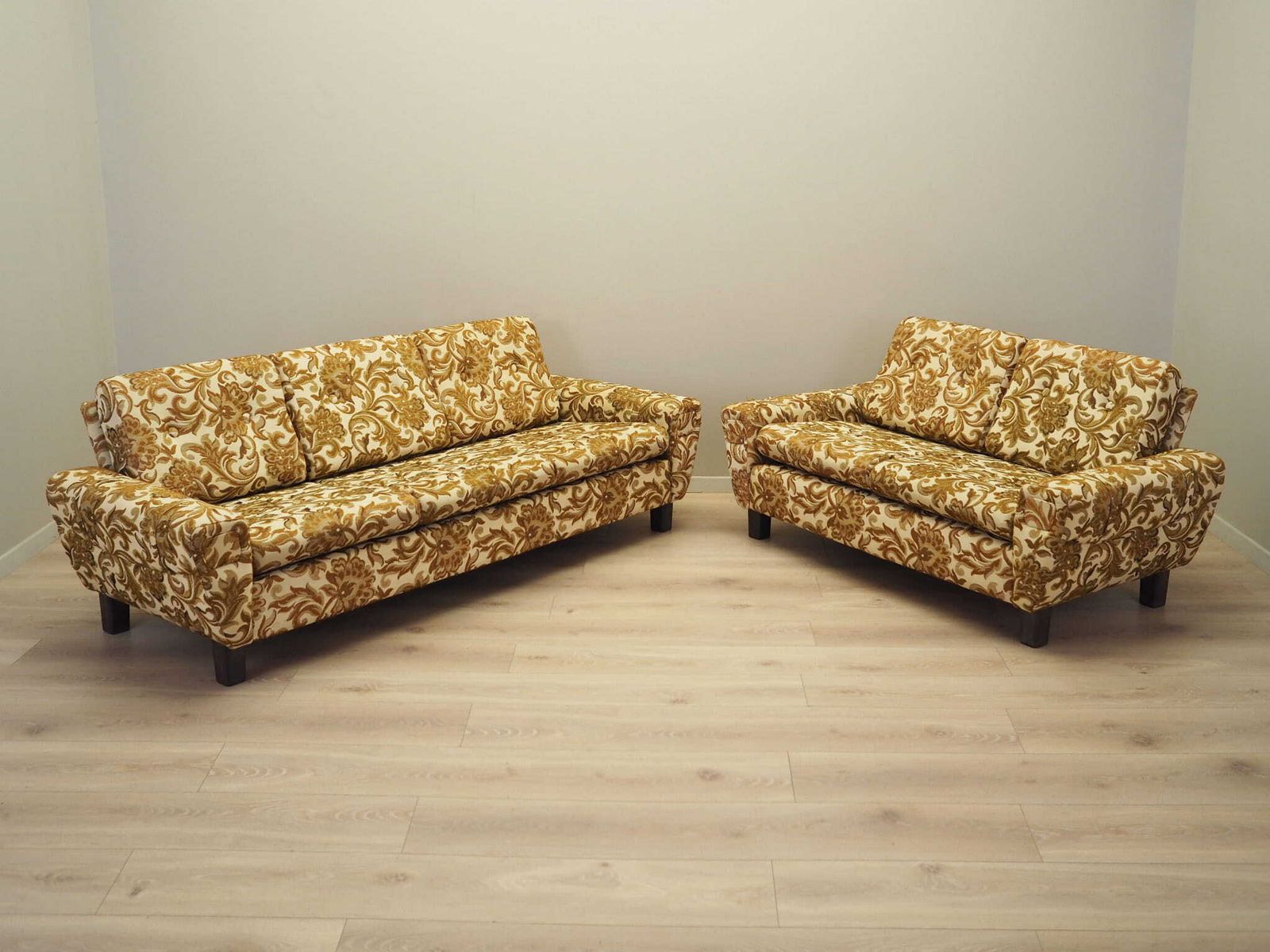 Tweezitsbank Deens design, ca. jaren 1960, Denemarken photo furniture