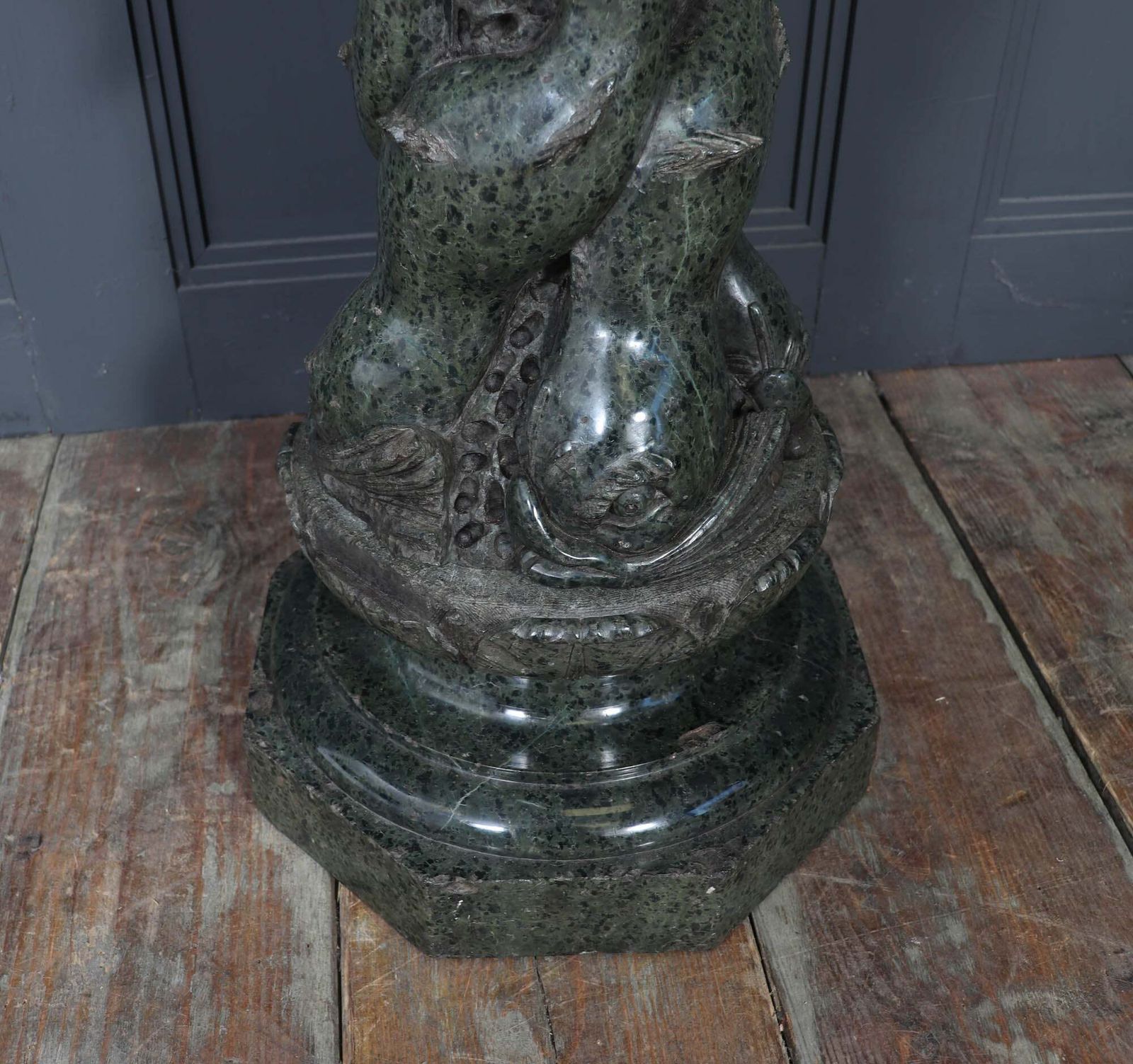photo vinterior Antique Italian Serpentine Marble Pedestal C1880