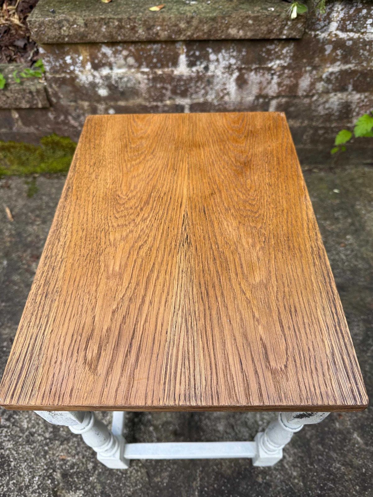 Vintage Oak Small Occasional Table, Vintage Oak Table, Lamp Table, Plant Stand   Quality Vintage Table (41 X 42.5 X 29) photo vinterior