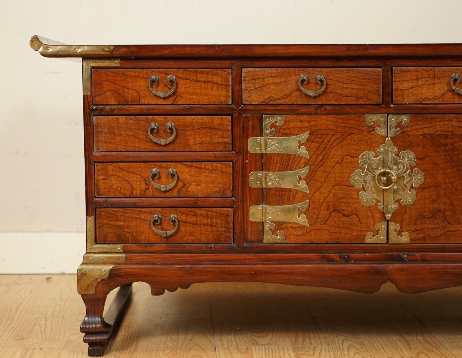 Stunning Late 19th Centry Korean Elm Coffee Table With Lots Of Drawers photo vinterior