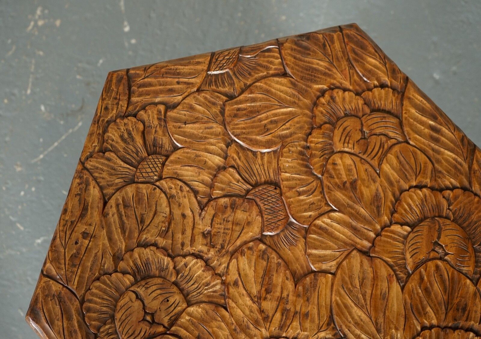 photo furniture Early 19th Century Liberty's London Hand Carved Occasional Side End Lamp Table