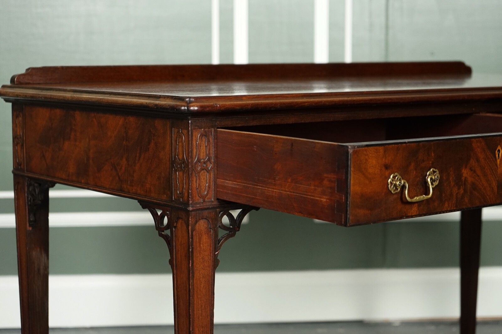 Stunning Chippendale Style Mahogany Console Hallway Table With Original Handles photo Furniture