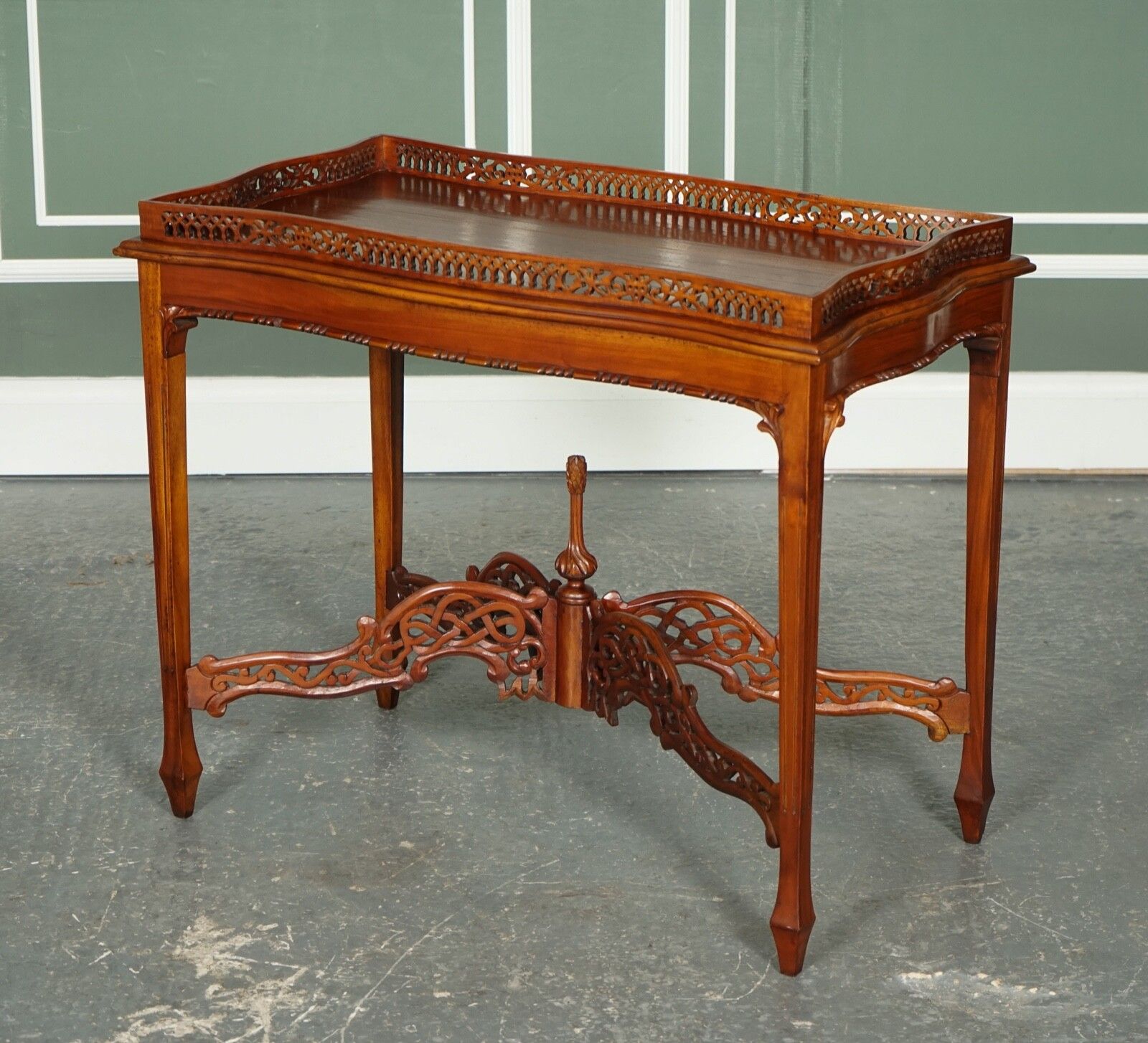 Very Fine Antique Mahogany George III Chippendale Style Console Sliver Table photo Furniture