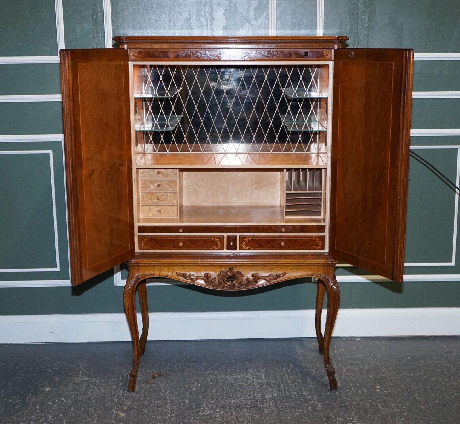 Gorgeous French Walnut Parquetry Drinks Cocktail Bar Cabinet Cupboard photo vinterior