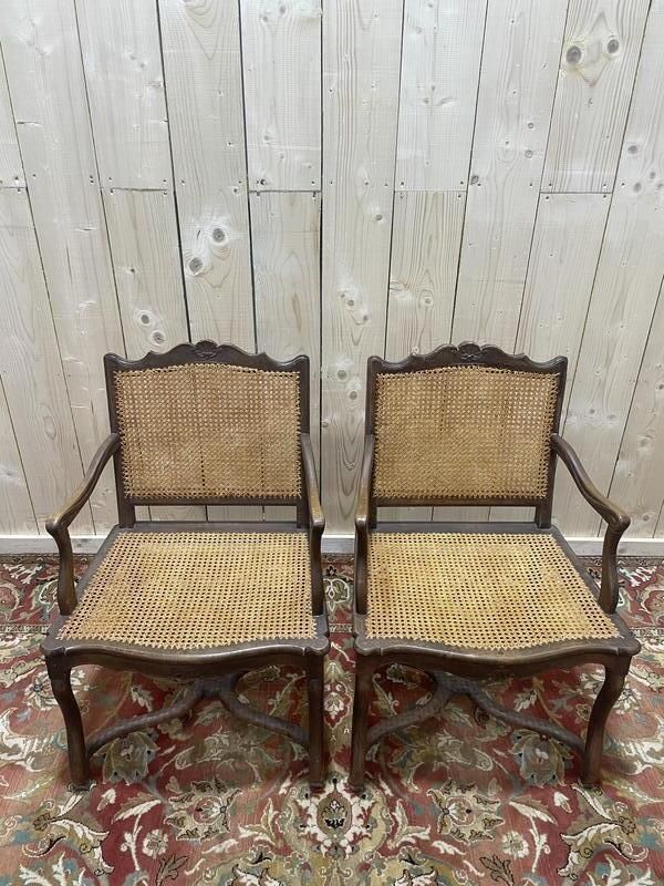 Paire De Fauteuils De Style Louis XIII Os De Mouton En Cannage. photo Furniture