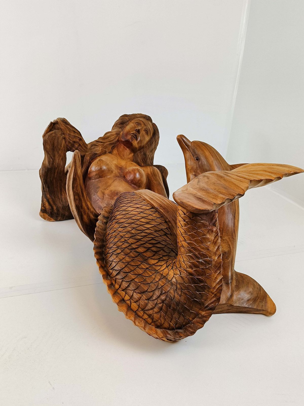 1440.0 Wooden Mermaid Coffee Table With Glass Top photo