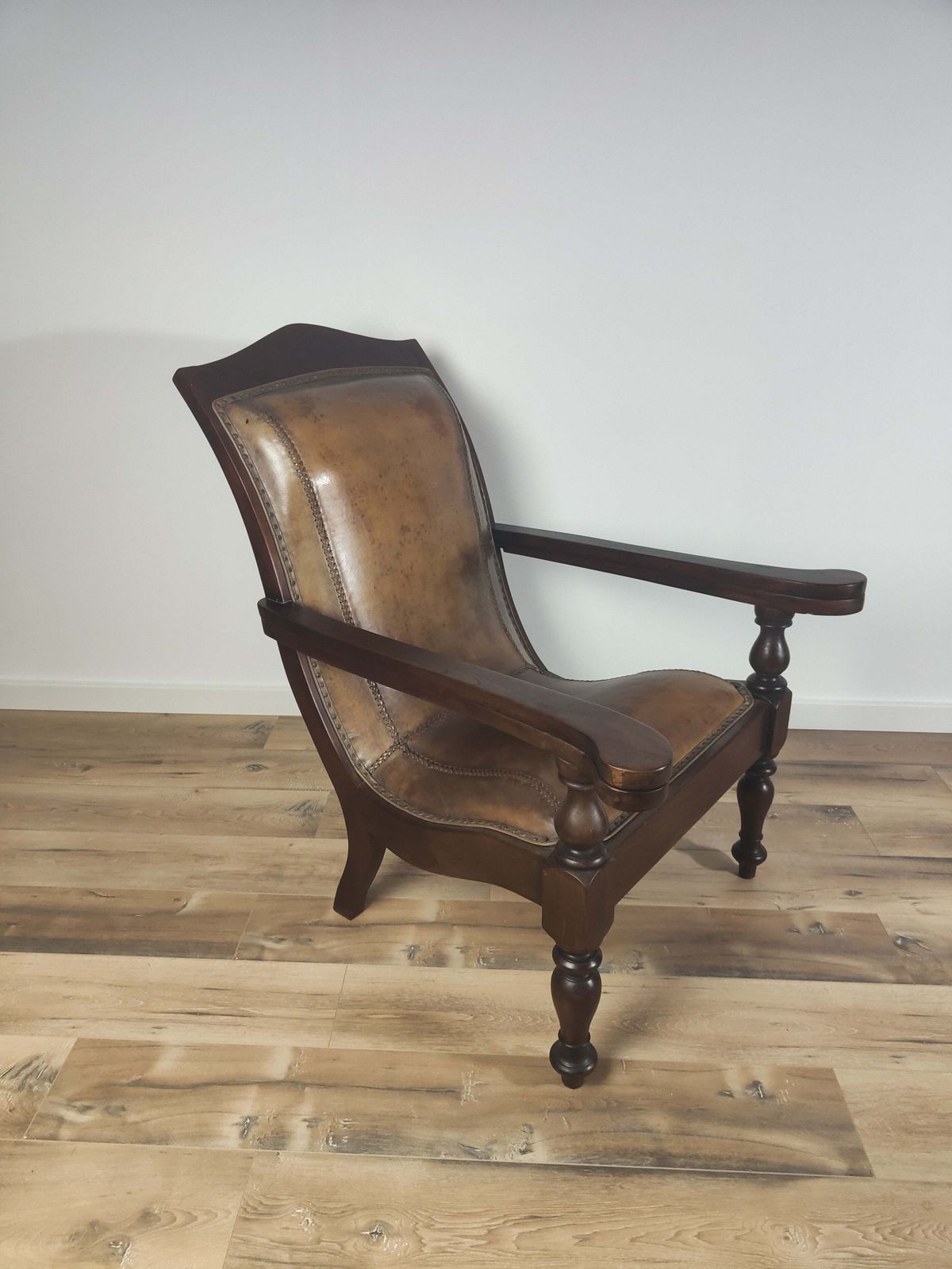 Antique Castle Armchair/Chipperchair Including Stool photo Furniture