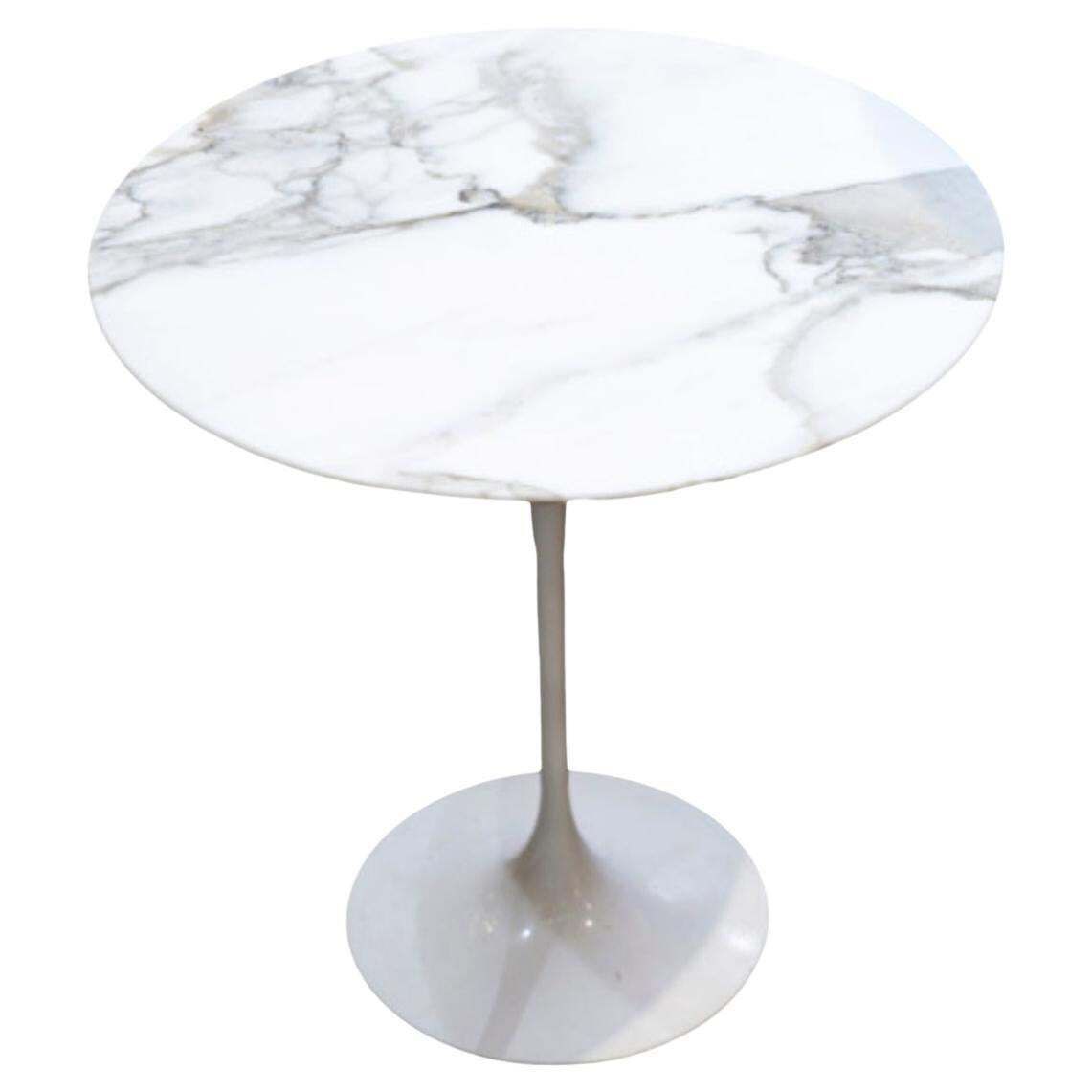 Eero Saarinen (1910 1961), Edition Knoll: Marble Pedestal Table