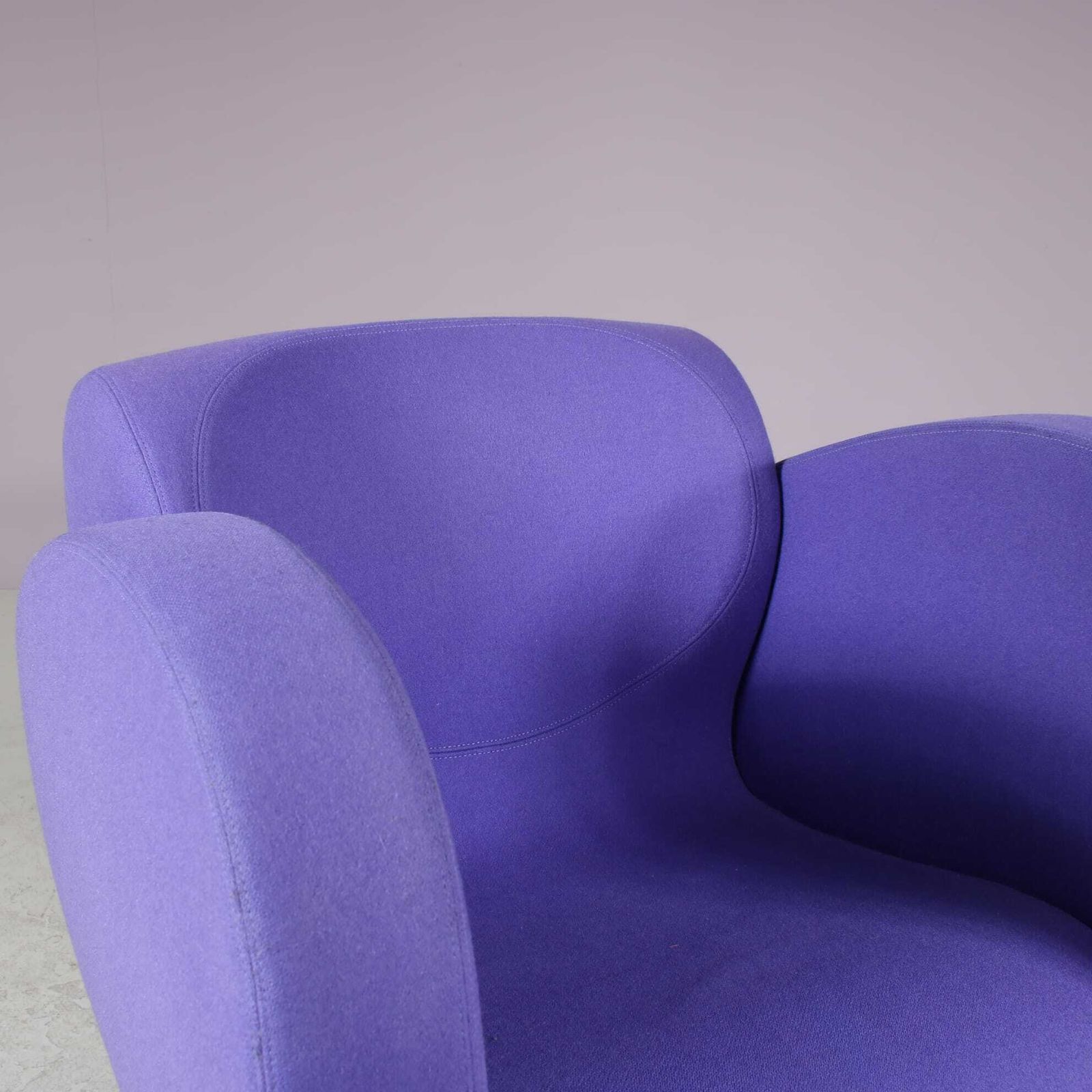 photo furniture 1990s “Size Ten” Chair By Ron Arad For Moroso, Italy