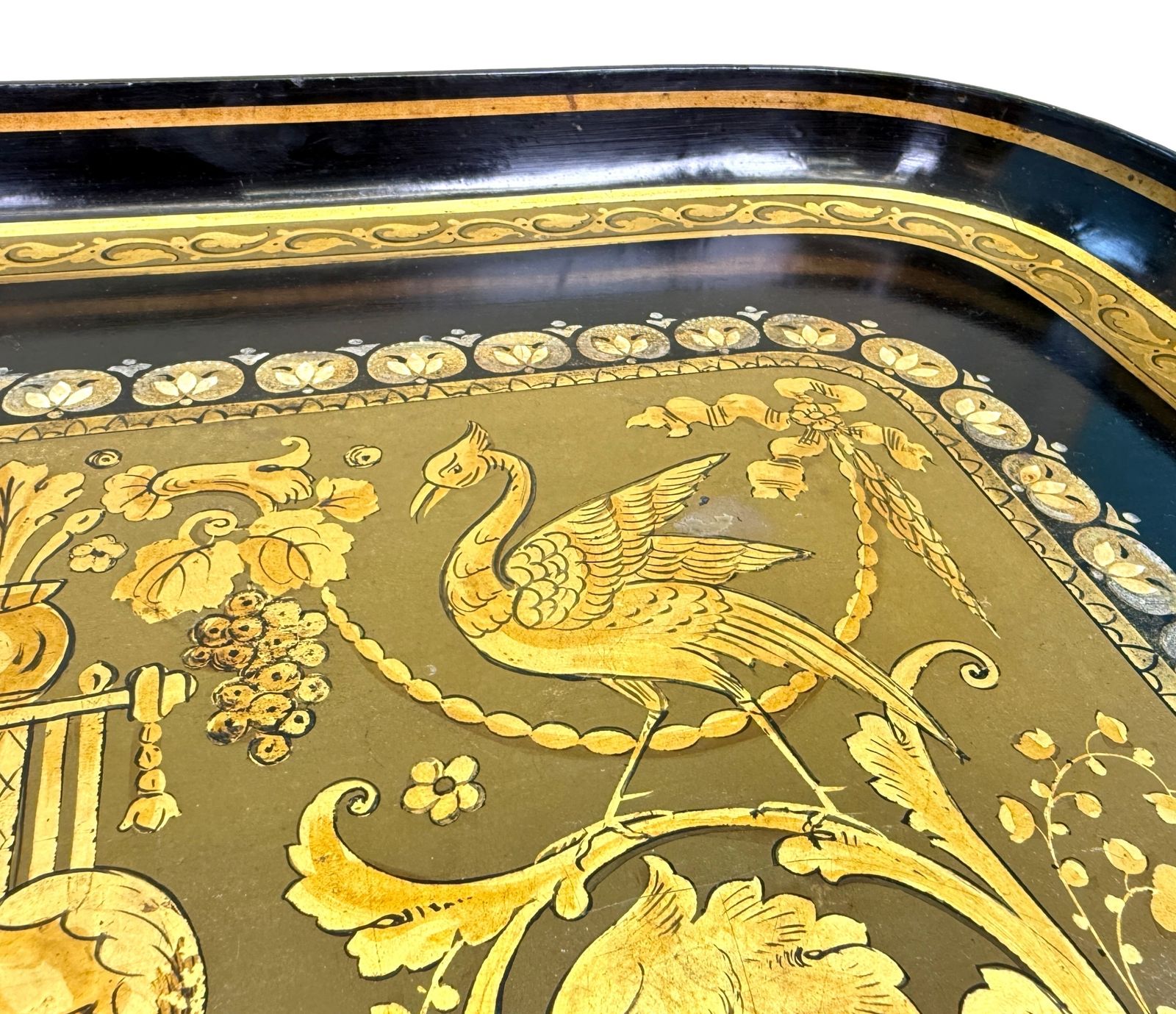 photo vinterior Fine 19th Century Papier Mache Tray On Stand (England, Dated 1875)