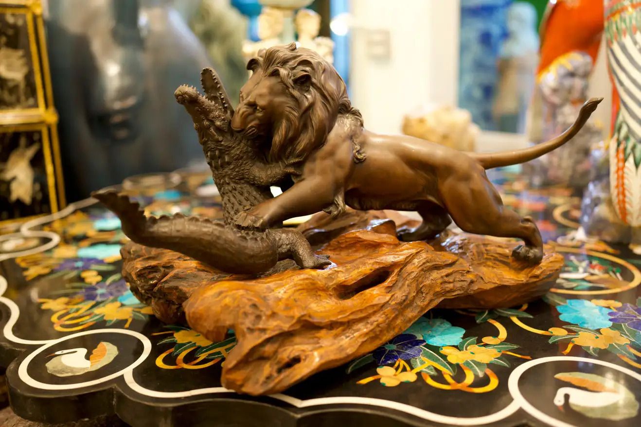 19th Century Bronze Lion And Crocodile On Hardwood Base photo furniture