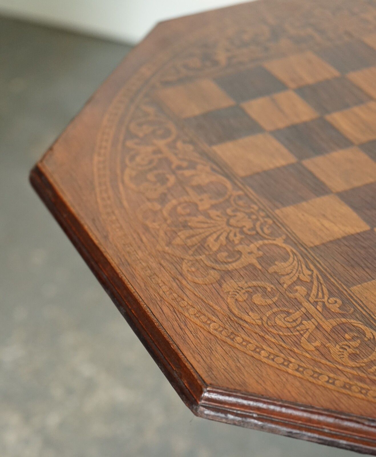 photo for sale Stunning Antique Italian Chess Side End Lamp Table With Carved Legs
