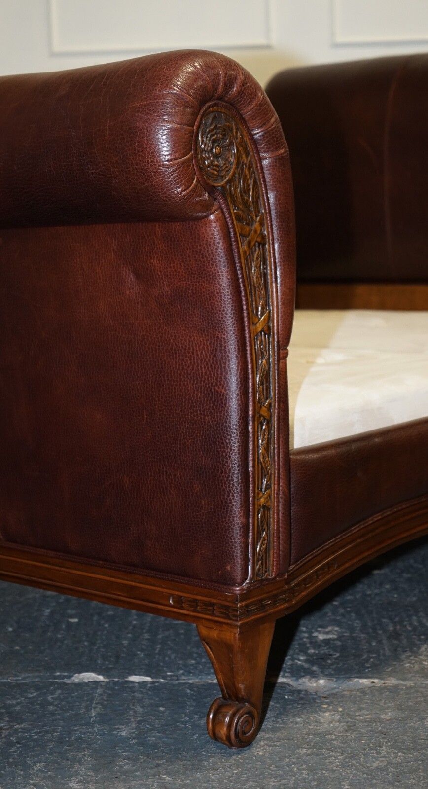 Stunning King Size Bonaparte Carved Leather Bed And So To Bed Rrp £14,000 photo vinterior