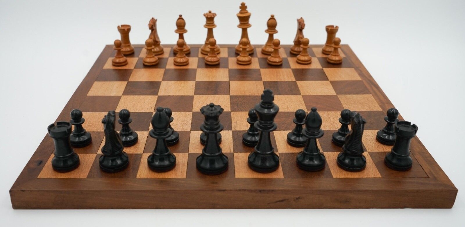 Antique English Quality Staunton Weighted Chess Set With Box And Board photo vintage
