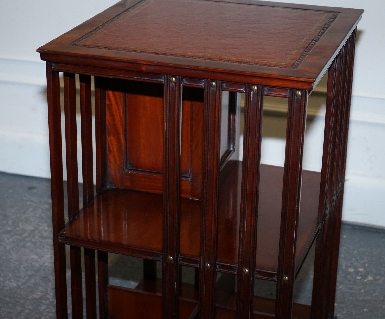 photo vinterior Stunning Revival Inlaid Revolving Bookcase End Table With Brown Aged Leather Top