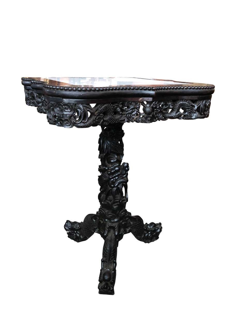 photo vintage 19th Century Chinese Carved Hardwood Center Table With Marble Top