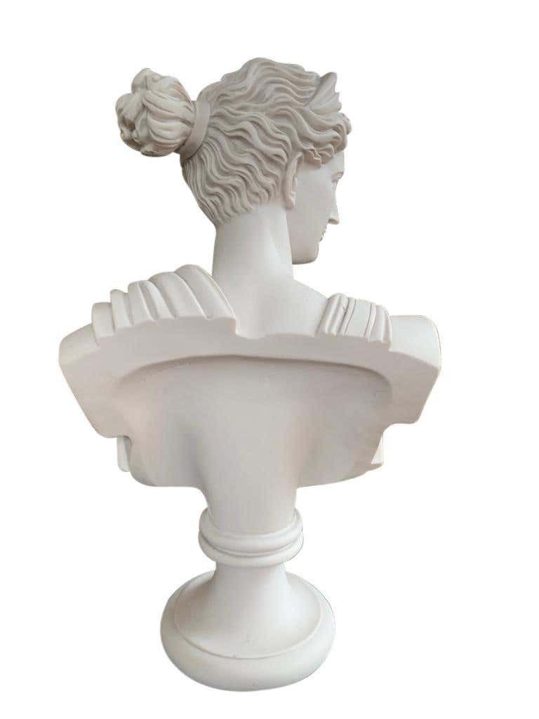 Diana Chasseresse Bust Sculpture, 20th Century photo 650.0