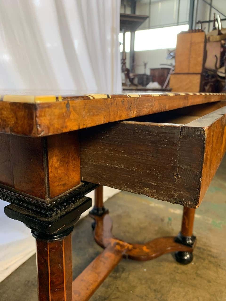 18th Century Dutch Burr Walnut And Marquetry Inlaid Table photo buy