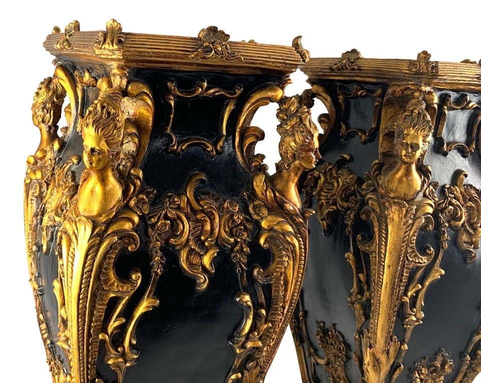 photo furniture 20th Century Pair Of French Jardiniere Stands Or Plinths In Louis XV Style