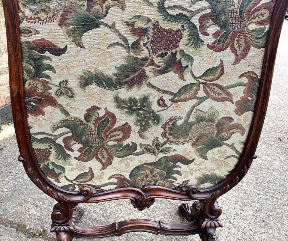 19th Century Fine Tapestry Firescreen In A Carved Walnut Fram photo buy